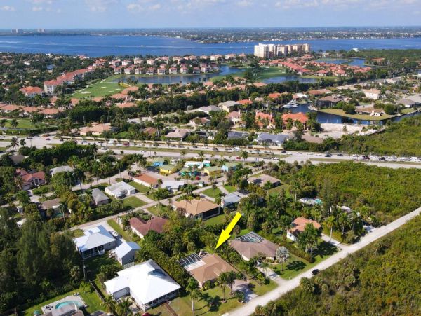 Fort Myers Home 1011823