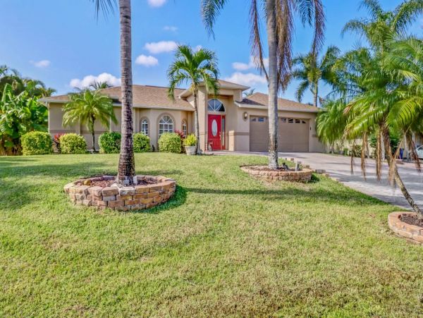 Fort Myers Home 1011823
