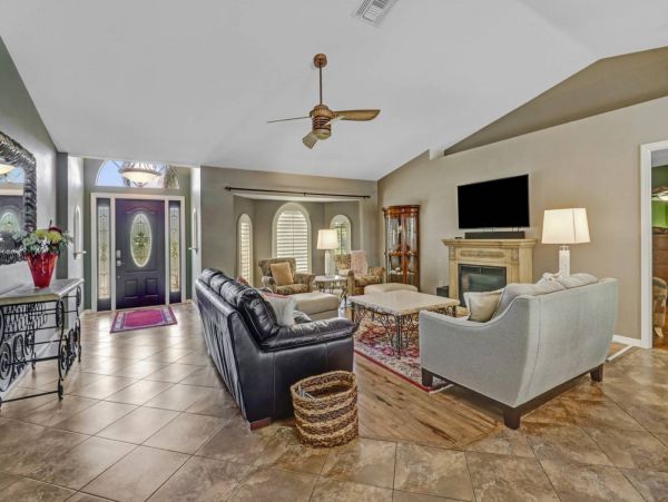 Fort Myers Home 1011823