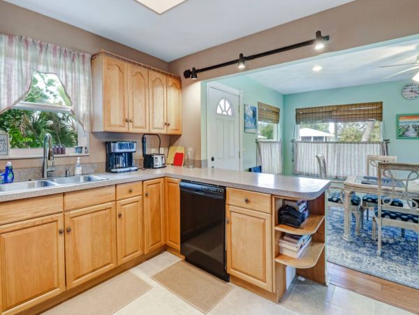 Fort Myers Home 1011833