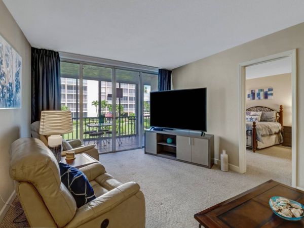 Fort Myers Condo 1011839