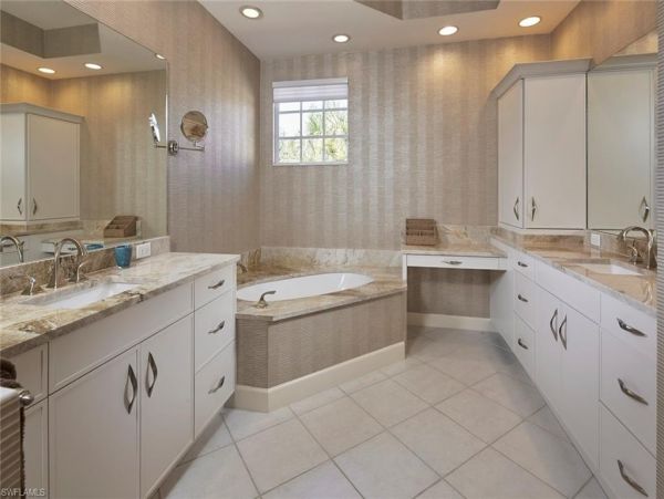 Bonita Springs Condo 1011853