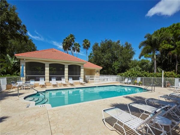 Bonita Springs Condo 1011853