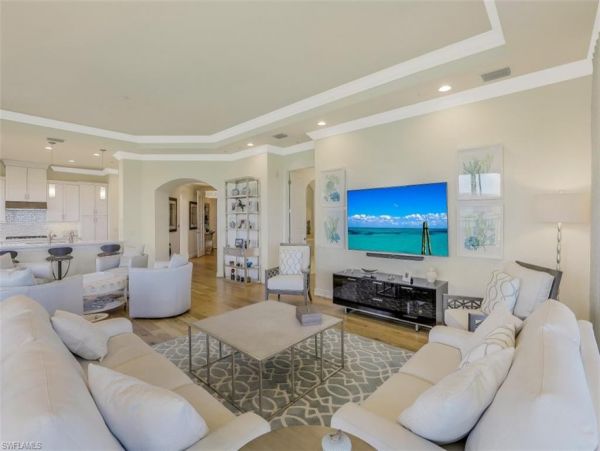 Bonita Springs Condo 1011854