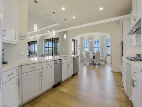 Bonita Springs Condo 1011854