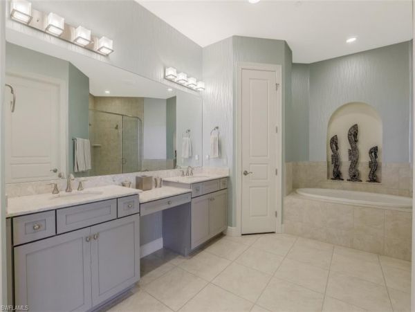 Bonita Springs Condo 1011854