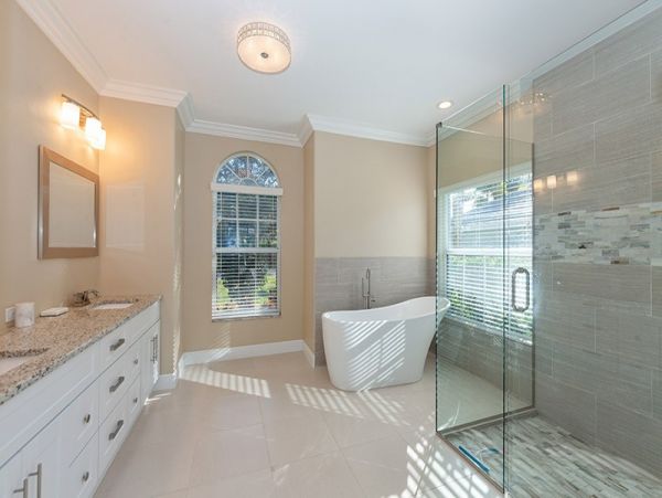 Bonita Springs Home 1011855