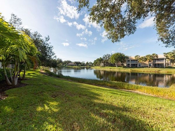 Bonita Springs Home 1011855