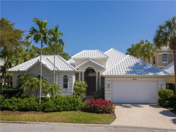 Bonita Springs Home 1011860