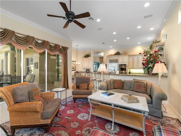 Bonita Springs Home 1011860