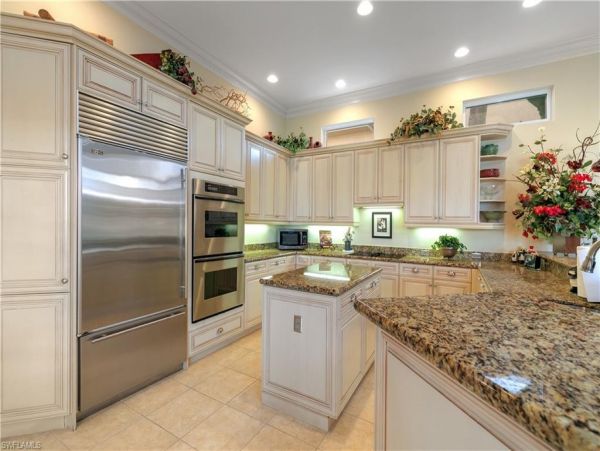 Bonita Springs Home 1011860