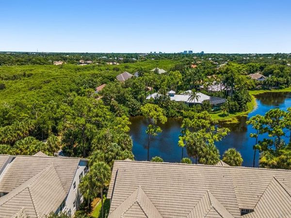 Bonita Springs Condo 1011861