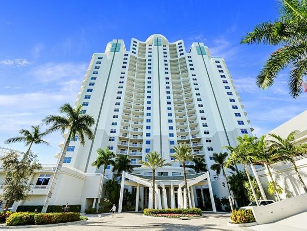 Bonita Bay Vacation Condo with 3 Bedrooms & 3 Balconies