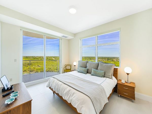 Bonita Bay Vacation Condo with 3 Bedrooms & 3 Balconies