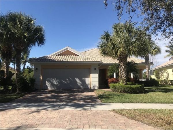 Bonita Springs Home 1011865
