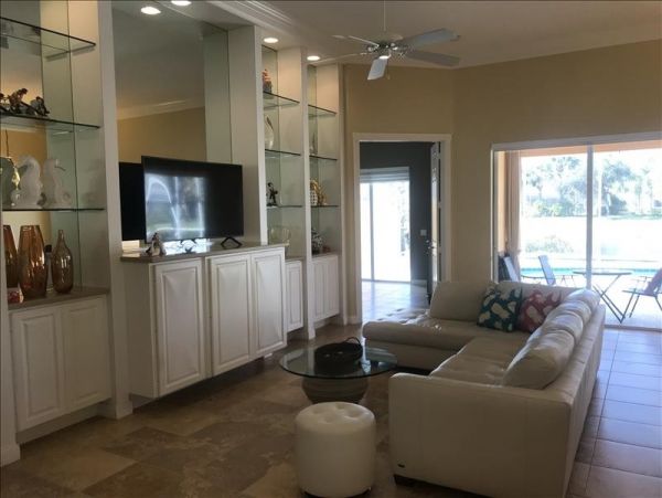 Bonita Springs Home 1011865