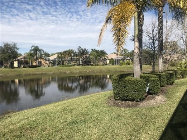 Bonita Springs Home 1011865