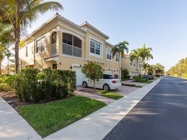Bonita Springs Condo 1011868