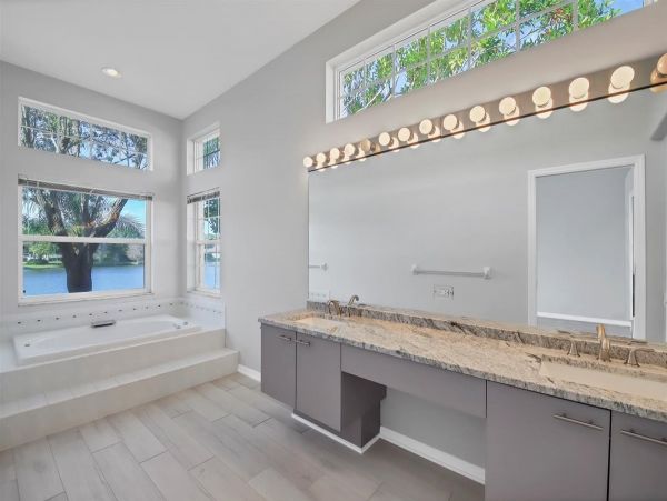 Anna Maria Island Holmes Beach Condo 1011875