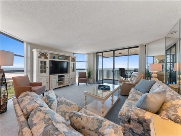 Clearwater Condo 1011877