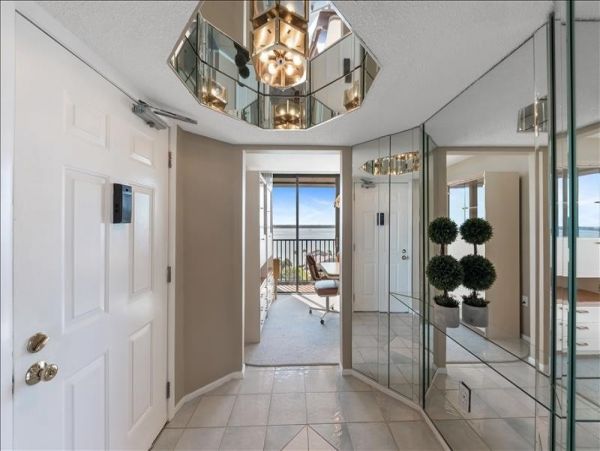 Clearwater Condo 1011877