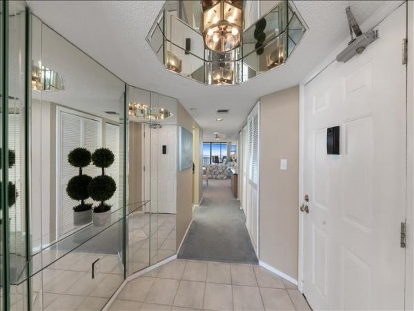 Clearwater Condo 1011877