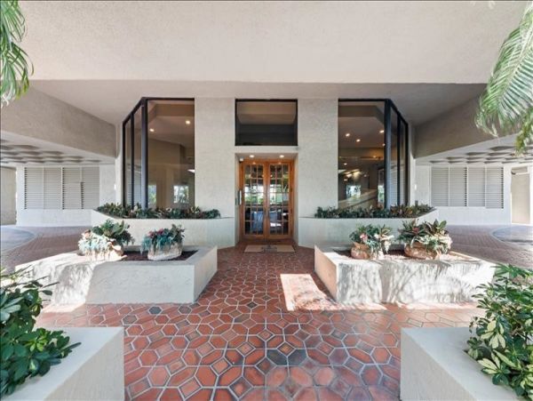 Clearwater Condo 1011877