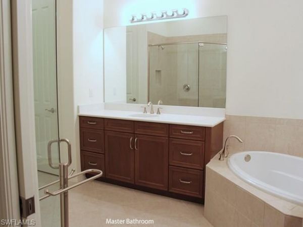 Fort Myers Home 1011880