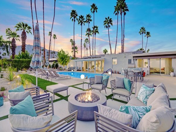 Palm Springs Home 1011884