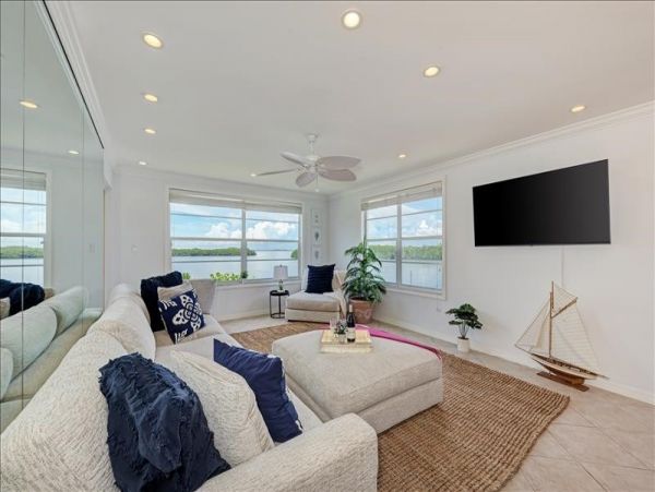 Bay View Vacation Condo in Longboat Key