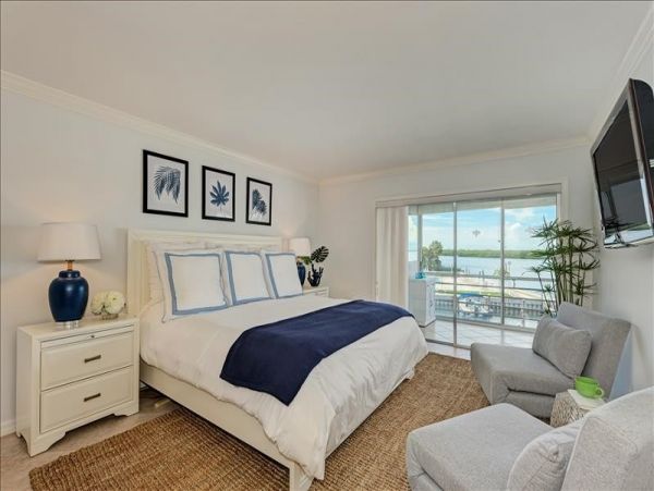 Bay View Vacation Condo in Longboat Key