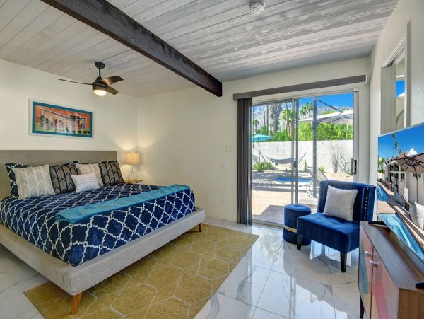 Palm Springs Home 1011890