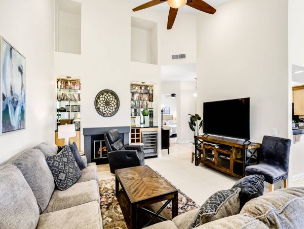 Palm Desert Home 1011895