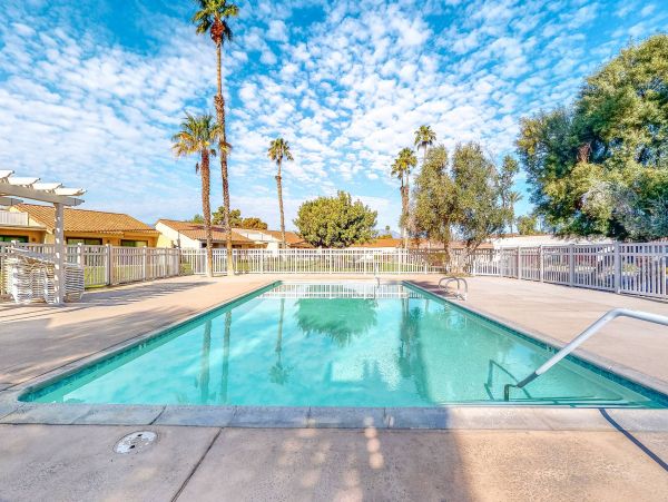 Palm Desert Condo 1011907