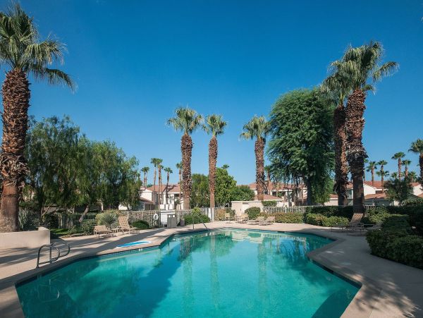 La Quinta Condo 1011943