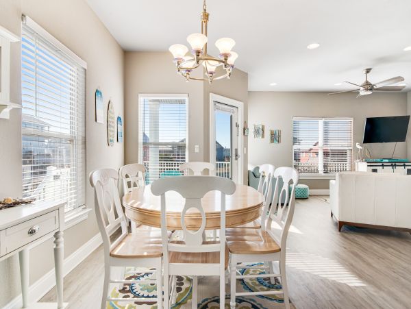 Four Bedroom House close to beach