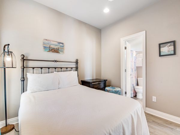 Four Bedroom House close to beach