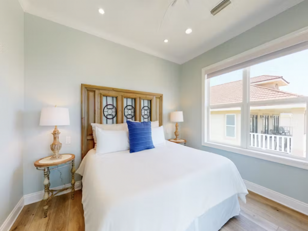 Gulf Shores Lovely Home Five Bedrooms Walk to Beach