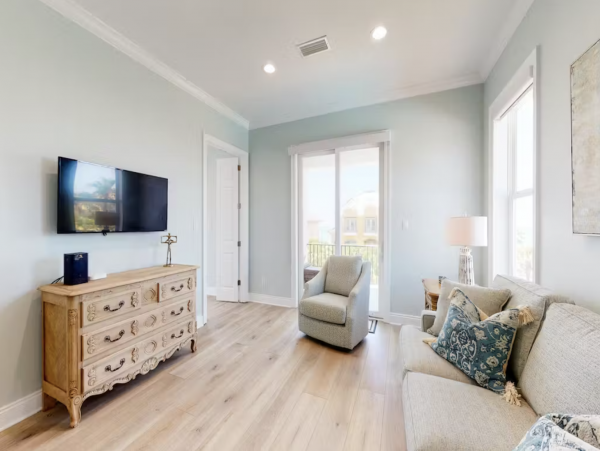 Gulf Shores Lovely Home Five Bedrooms Walk to Beach