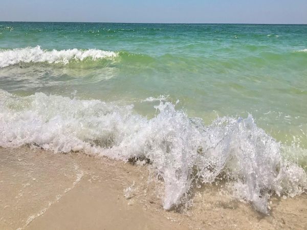 Gulf Shores Lovely Home Five Bedrooms Walk to Beach