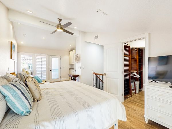 Lido Key Vacation Rental - Sarasota Beach Condo Near St. Armands Circle