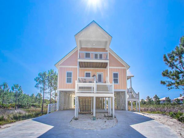 Coastal Comfort Meets Family Fun in Fort Morgan