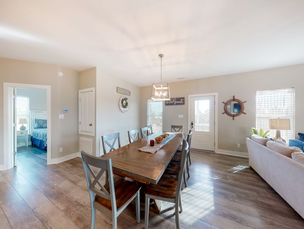 Coastal Comfort Meets Family Fun in Fort Morgan