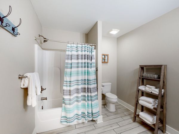 Coastal Comfort Meets Family Fun in Fort Morgan