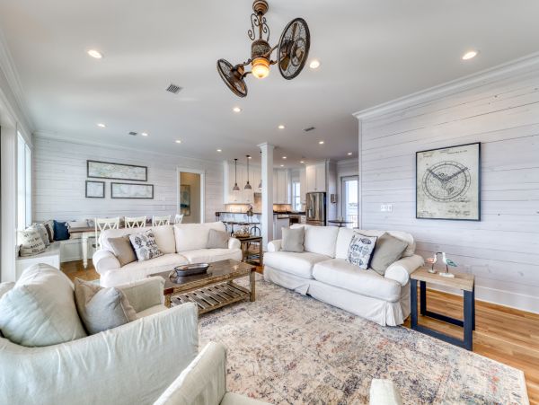 Exquisite Gulf Shores Beachfront House