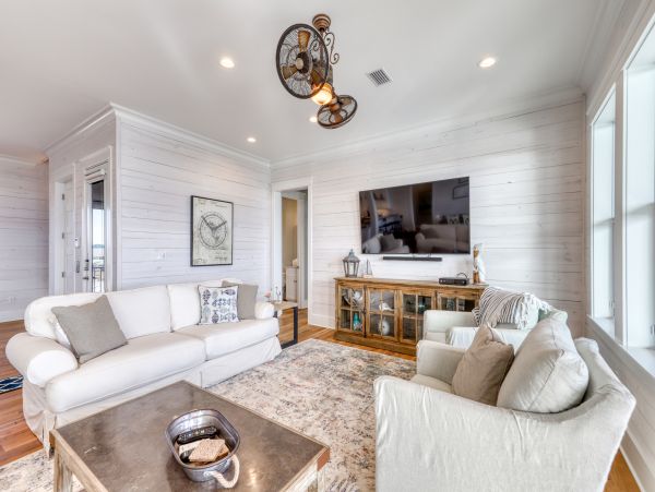 Exquisite Gulf Shores Beachfront House