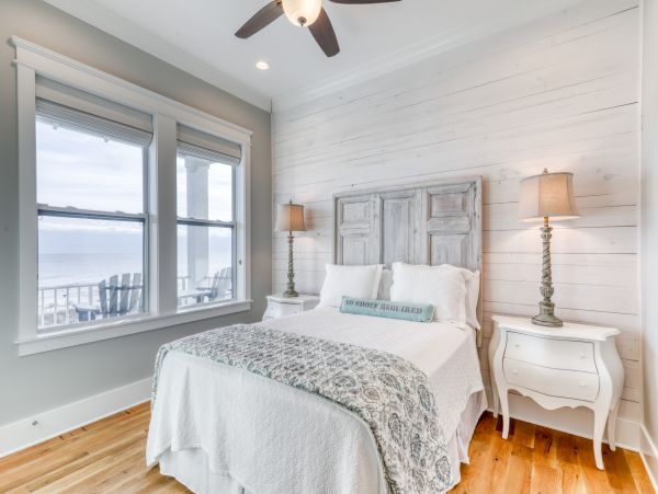 Exquisite Gulf Shores Beachfront House