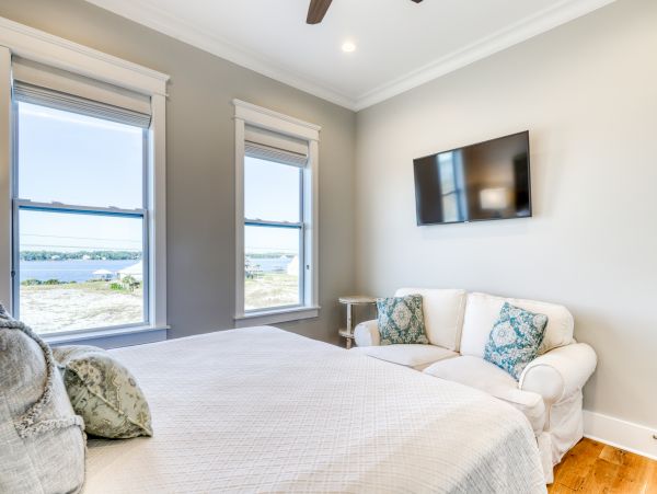Exquisite Gulf Shores Beachfront House