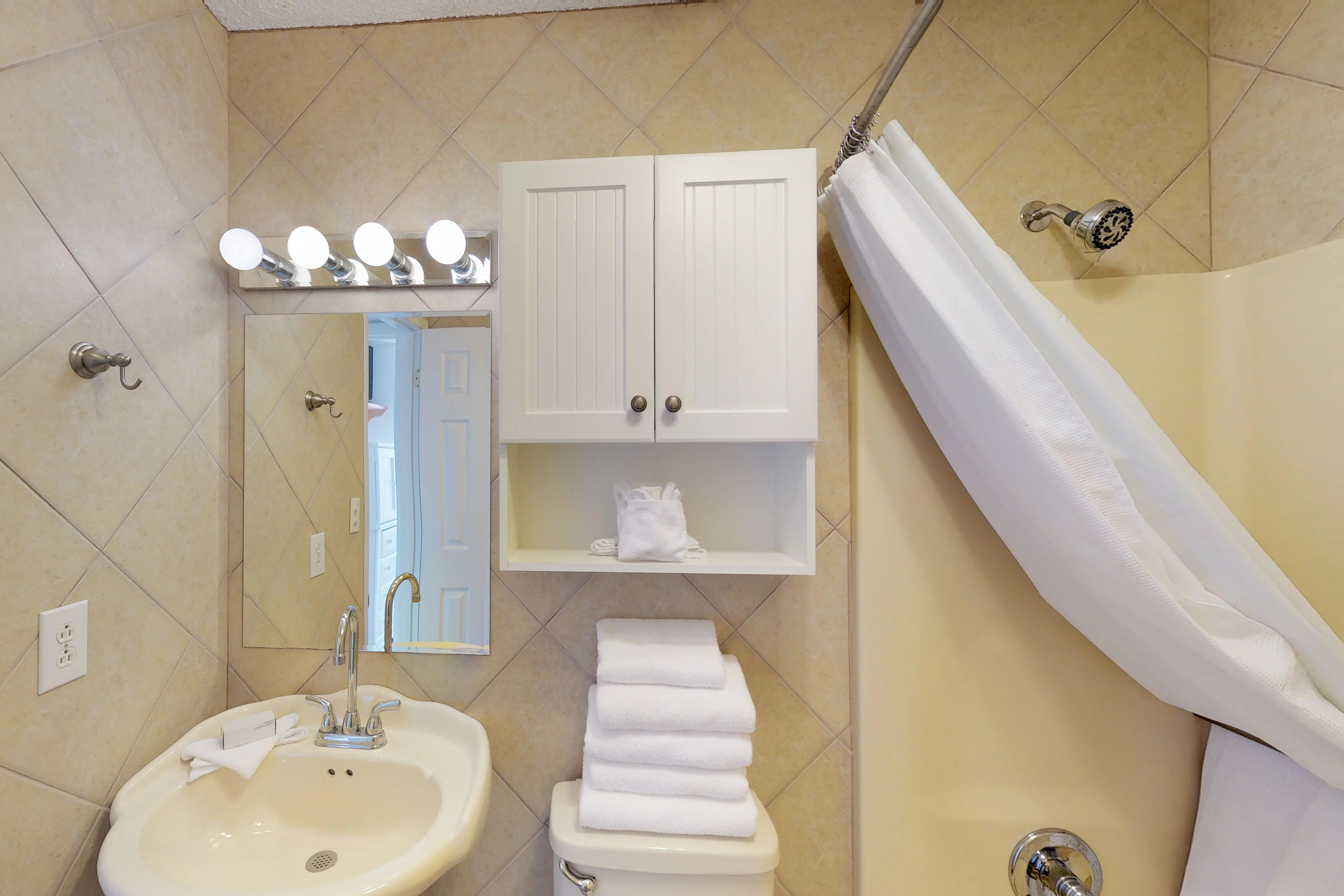 Alabama Beach Areas Home 1012397