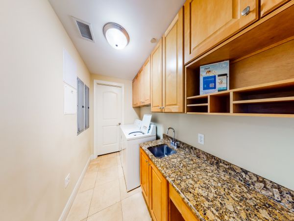Alabama Beach Areas Home 1012404